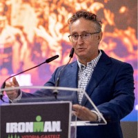 eduardo martinez taller inversores bic araba. Enrique Penichet